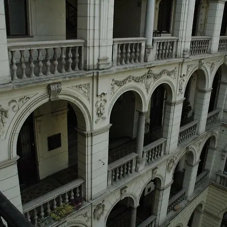 Diamond - Castle Muranyi * Budapest